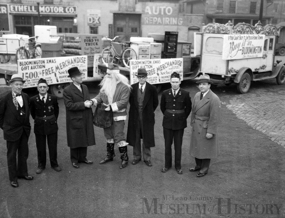 Christmas Caravan, 1935.