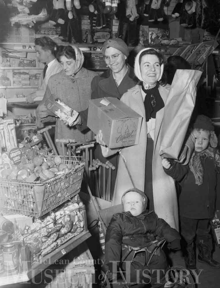 Christmas shoppers, 1953