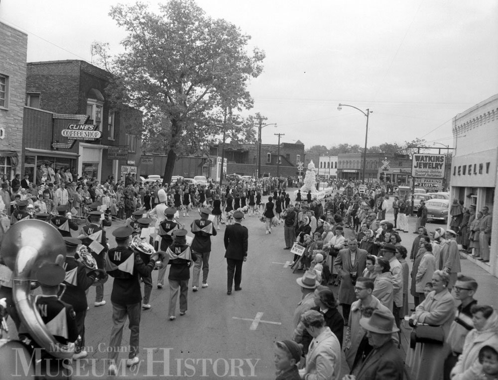 ISU Homecoming parade, 1958.