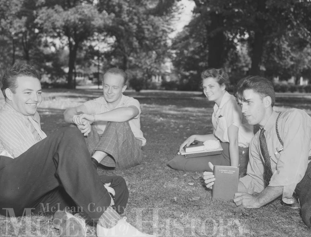 Group of friends on the Illinois Wesleyan University quad, 1938.