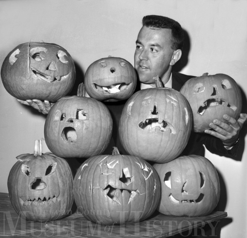 Normal Parks & Rec winning pumpkins, 1963.